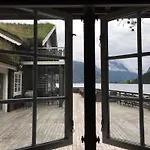 Hotel Sagafjord - By Classic Norway Saebo (More og Romsdal)