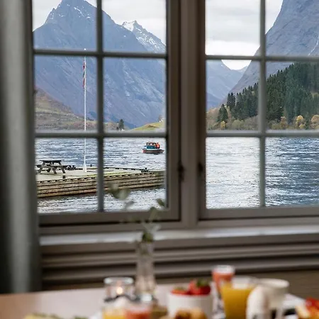 Sagafjord - By Classic Norway فندق 4*