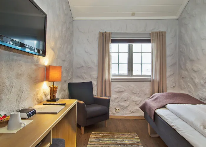 Sagafjord - By Classic Norway 4* Sæbø